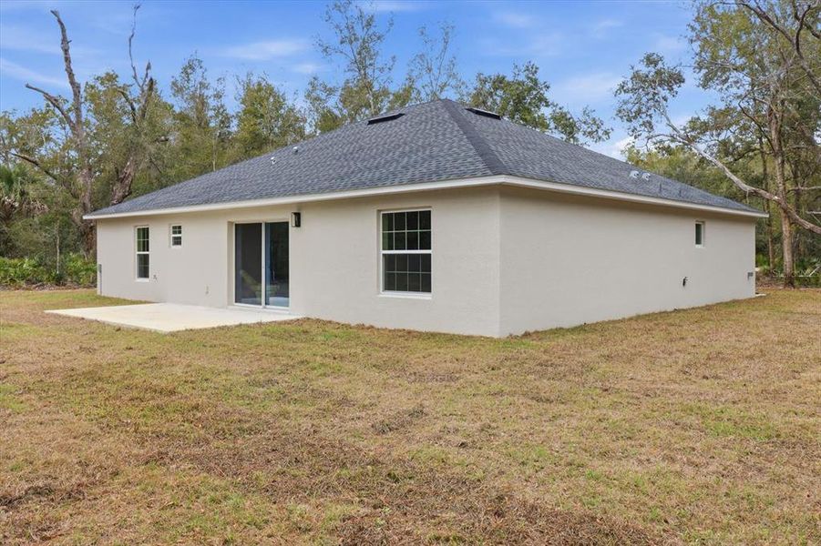 Exterior details and patio area of a home in , Crystal River (Image 30).