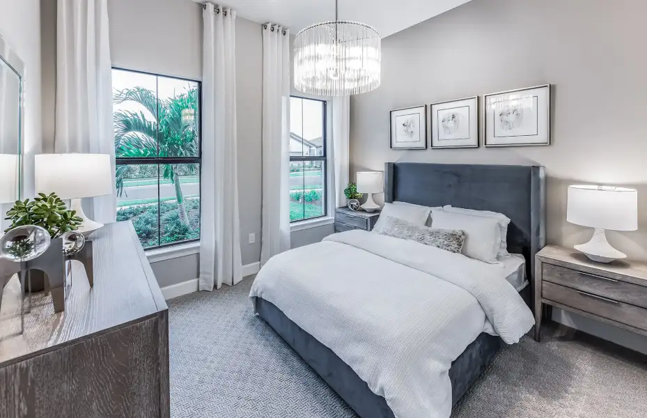 Representative furnished interior of a home built from the Mystique by DiVosta in Hendrix Reserve, Lake Worth (Image 9).