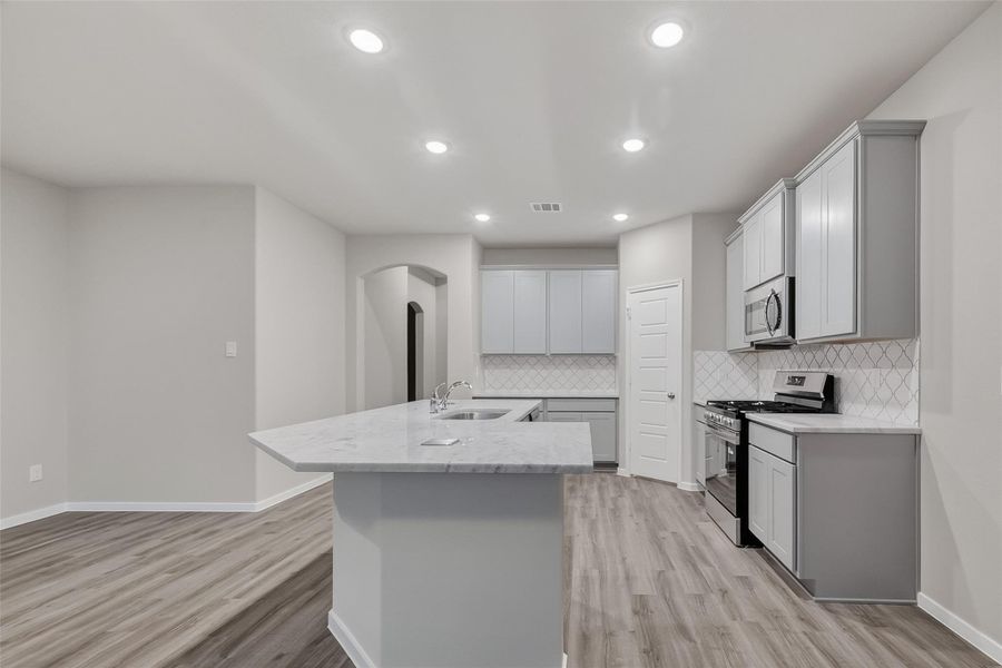 Furnished interior view inside a new home in Rollingbrook Estates, Baytown (Image 17).