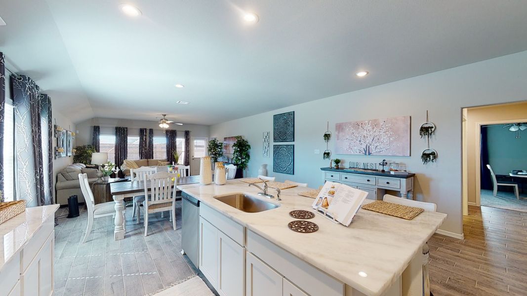 Representative furnished interior of a home built from the Floor Plan 2121 by Colina Homes in Grand Magnolia, Magnolia (Image 11). Representative furnished interior of a home built from the Floor Plan 2121 by Colina Homes in Grand Magnolia, Magnolia (Image 11).