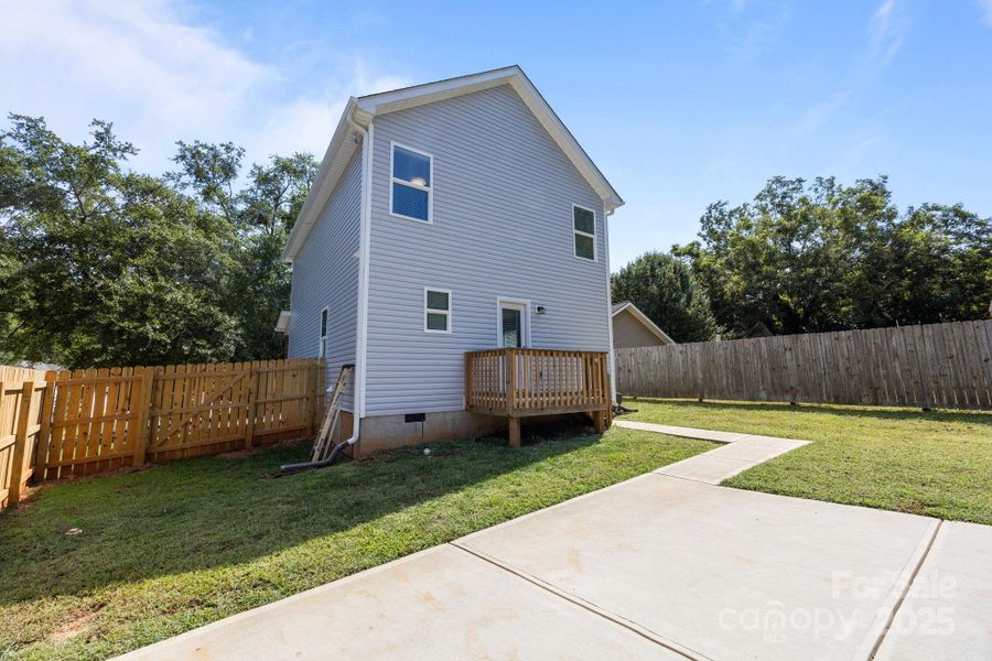 Front exterior of a new home in , Fort Mill, SC, highlighting curb appeal (Image 21).