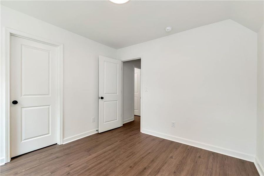 Spacious, unfurnished interior of a new home in , Commerce (Image 50).