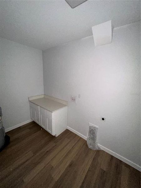 Spacious, unfurnished interior of a new home in , Gainesville (Image 10). Spacious, unfurnished interior of a new home in , Gainesville (Image 10).