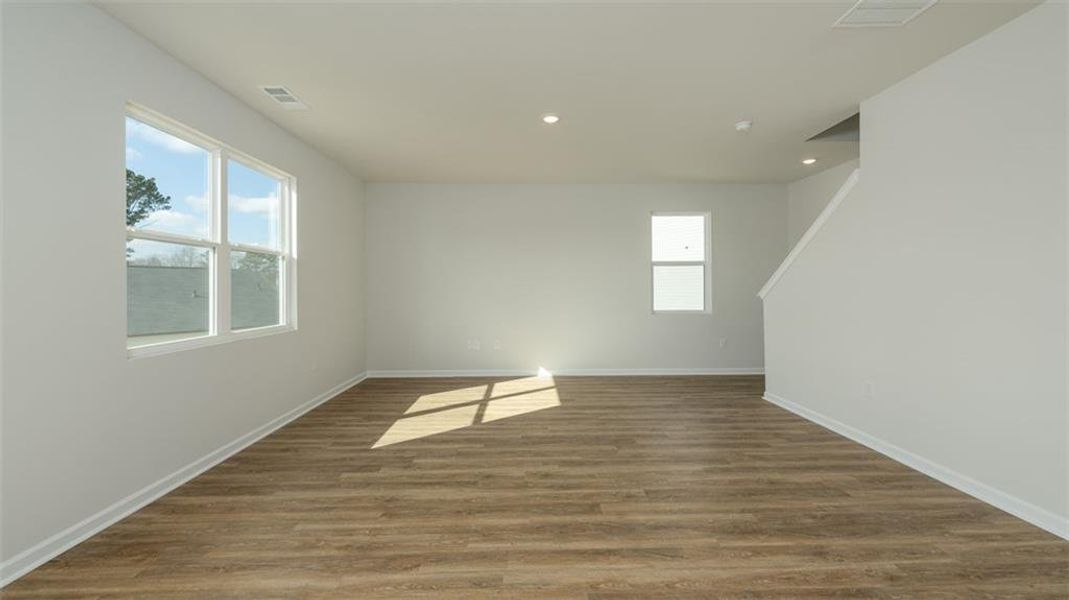 Spacious, unfurnished interior of a new home in Brooks Village, Dacula (Image 25).
