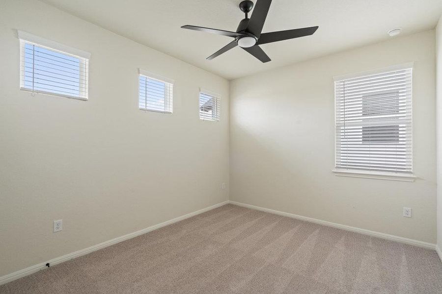 Spacious, unfurnished interior of a new home in Foxfield, Austin (Image 17). Spacious, unfurnished interior of a new home in Foxfield, Austin (Image 17).