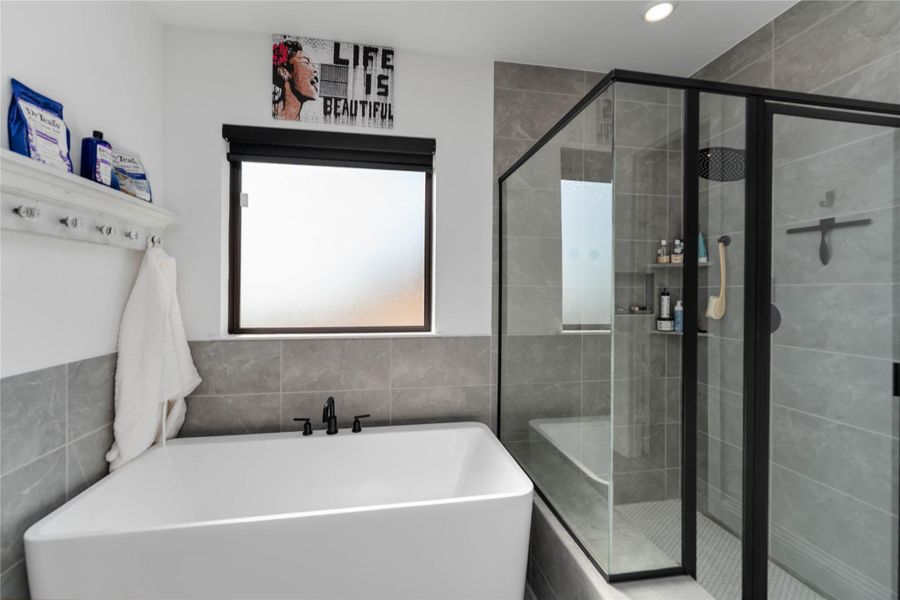 Large soaking tub and separate shower. Large soaking tub and separate shower.