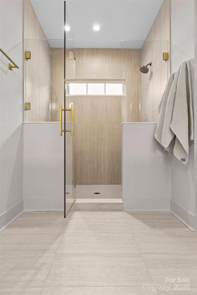 Spacious, unfurnished interior of a new home in , Charlotte (Image 32).