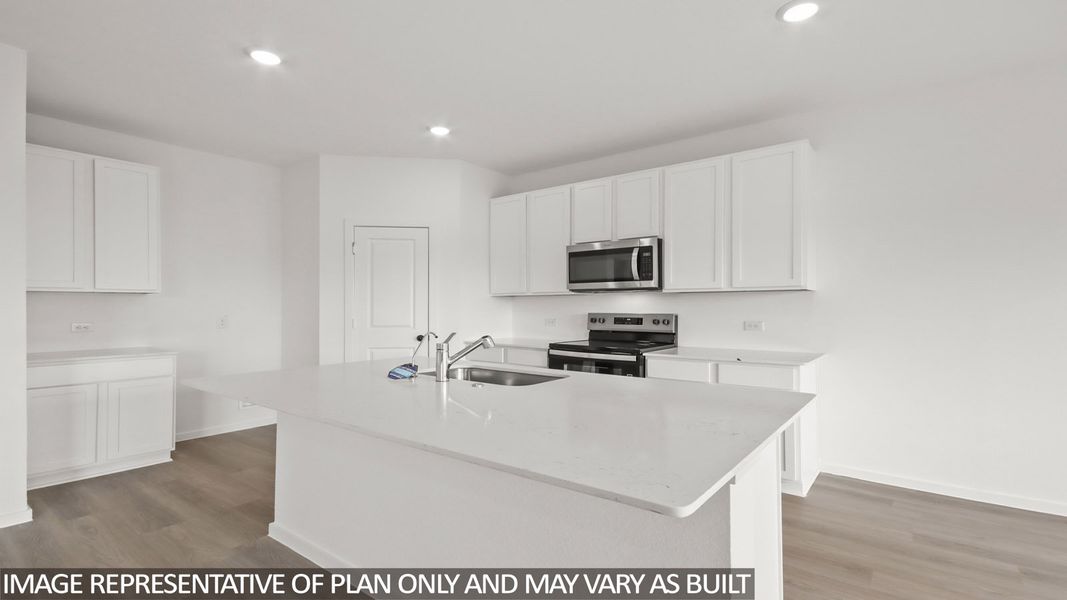 Furnished interior view inside a new home in Lake Conroe Cove, Willis (Image 5). Furnished interior view inside a new home in Lake Conroe Cove, Willis (Image 5).