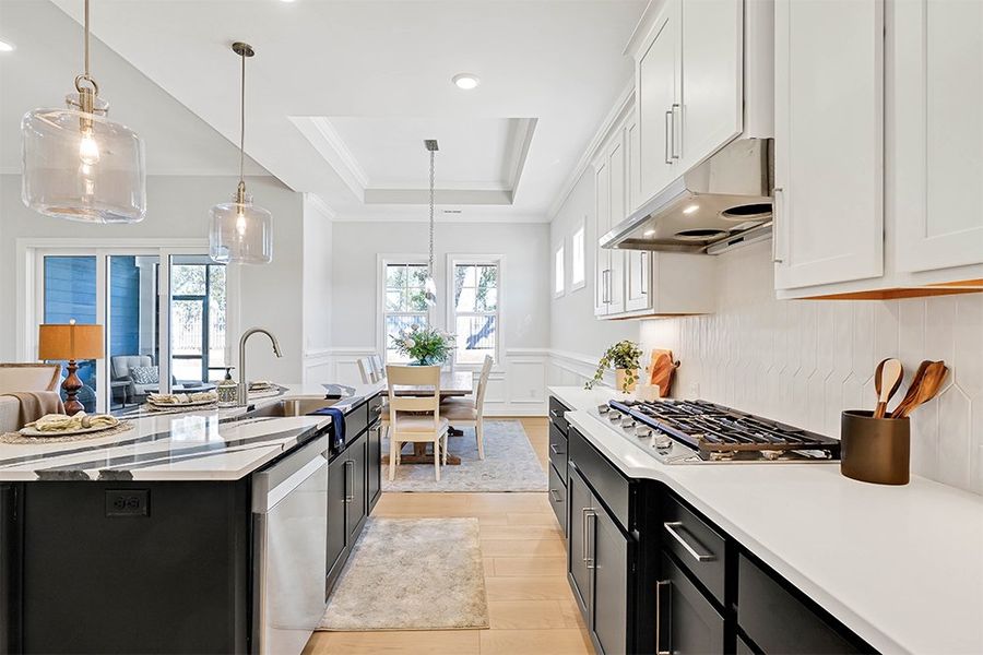 Charleston Harbor, Kitchen