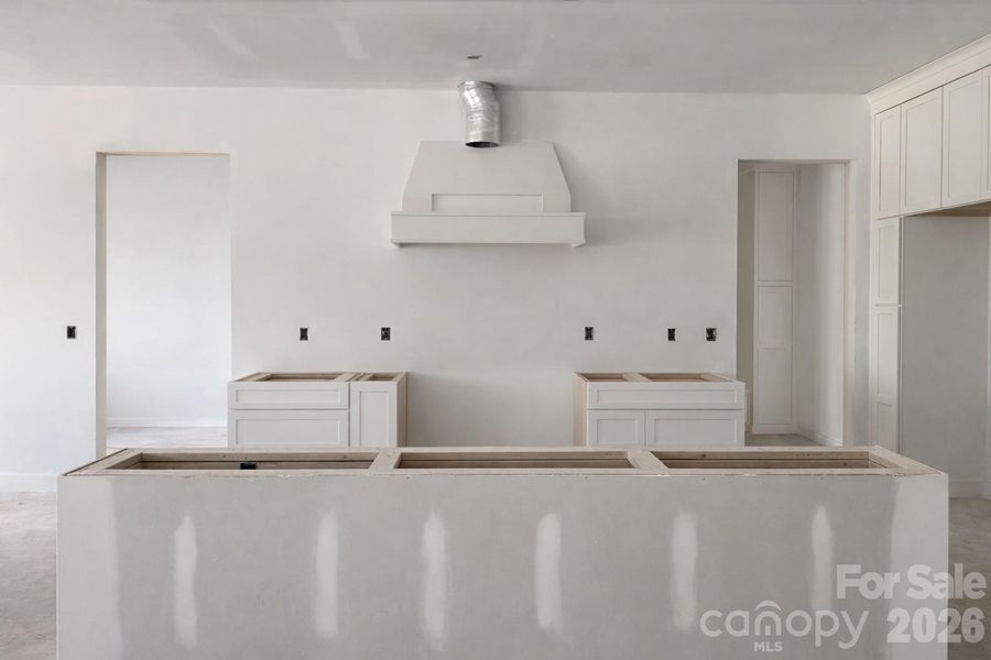 Image 33 of a home in .