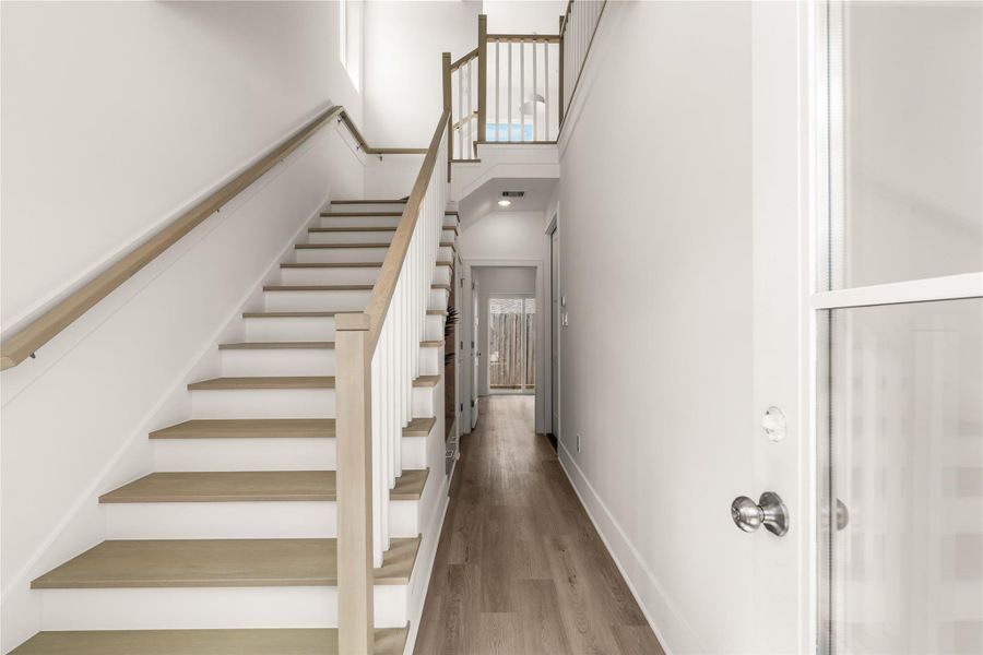 Spacious, unfurnished interior of a new home in , Houston (Image 22).