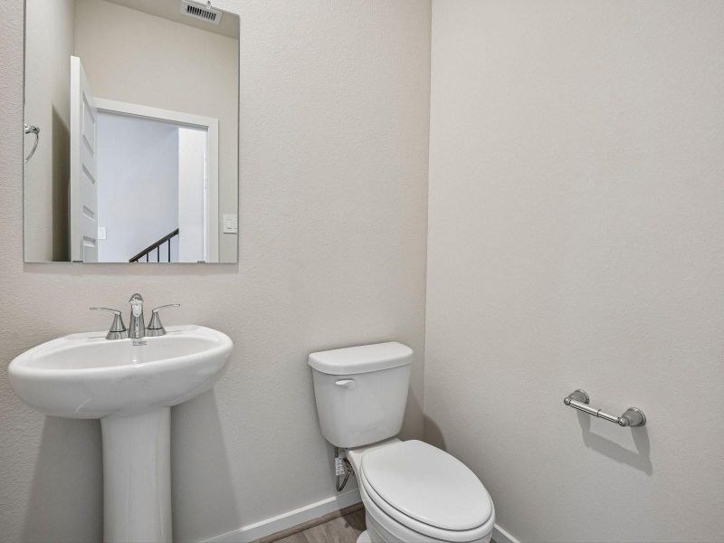 Photos are not of the actual home, but are photos of the builder home with same floorplan with similar interior finishes. Photos are not of the actual home, but are photos of the builder home with same floorplan with similar interior finishes.