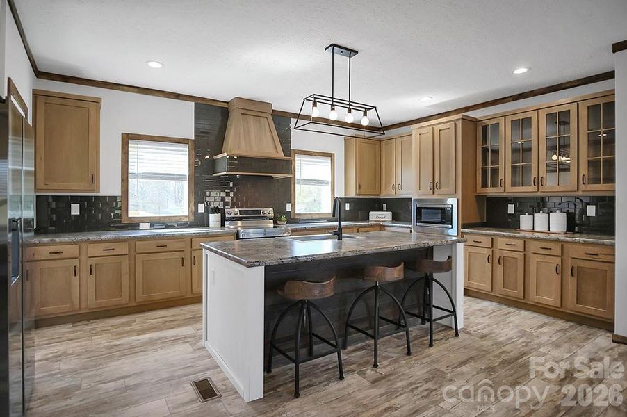Furnished interior view inside a new home in , Shelby (Image 17).