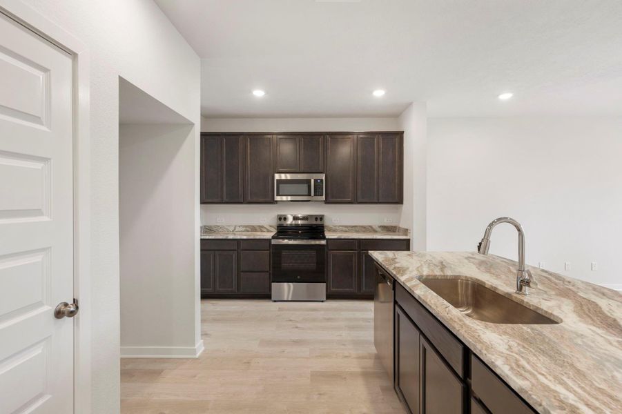 Furnished interior view inside a new home in , Huntsville (Image 7).