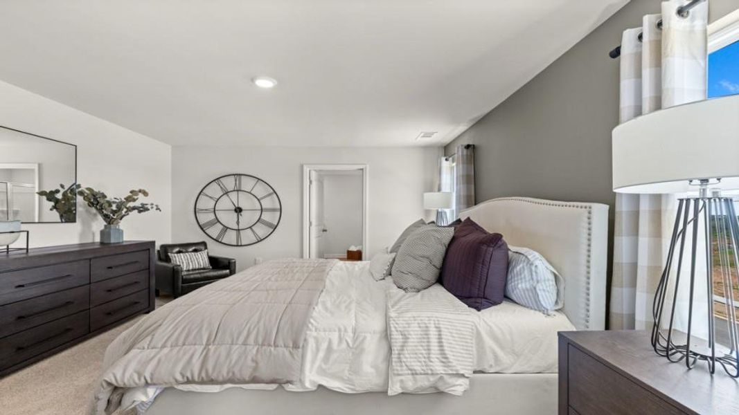 Furnished interior view inside a new home in Rolling Meadows, Jasper (Image 21).