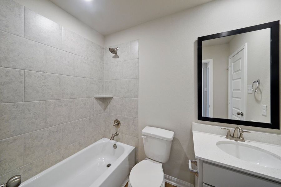 210 Valley Ranch Trail - Grant - Secondary Bathroom