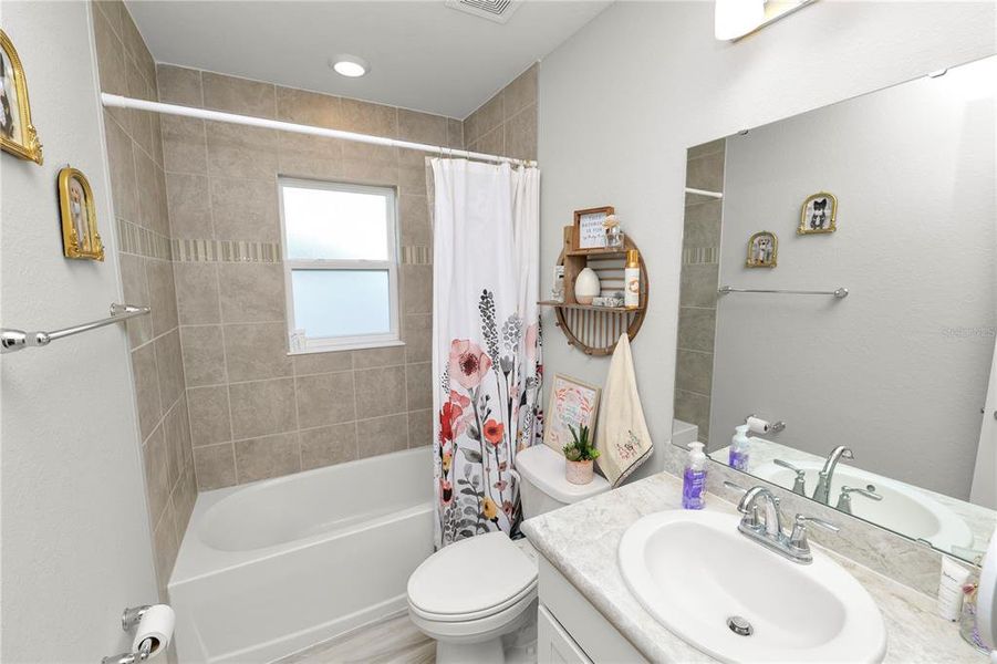 Furnished interior view inside a new home in , Mulberry (Image 26). Furnished interior view inside a new home in , Mulberry (Image 26).