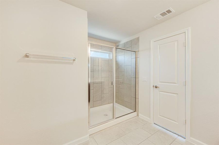 Furnished interior view inside a new home in East Oak Creek Elements, Commerce (Image 7).