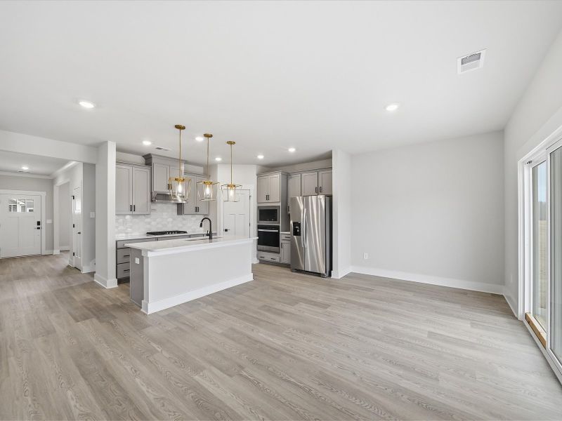 Image 18 of a home in Ashby Woods.