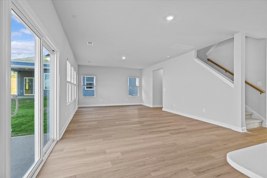 Spacious, unfurnished interior of a new home in Holland Park, Spartanburg (Image 14). Spacious, unfurnished interior of a new home in Holland Park, Spartanburg (Image 14).