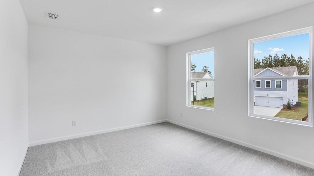 Spacious, unfurnished interior of a new home in Heritage River, Euharlee (Image 20).