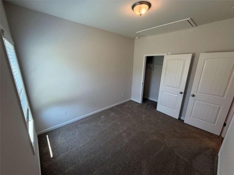 Spacious, unfurnished interior of a new home in , Eastanollee (Image 23).