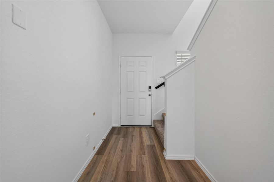 Spacious, unfurnished interior of a new home in , Houston (Image 20).