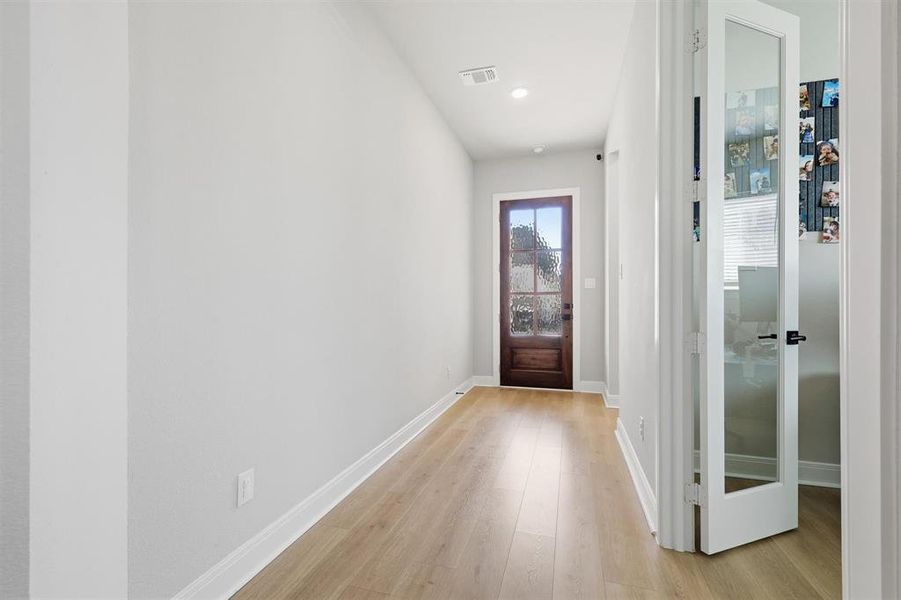 Spacious, unfurnished interior of a new home in , Northlake (Image 21).