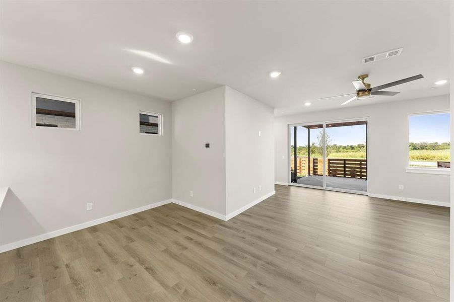 10. 2013 Aldrich - Dining (2)