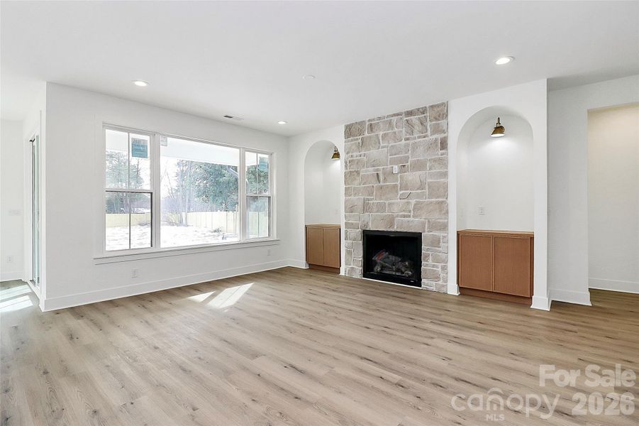 Spacious, unfurnished interior of a new home in , Mooresville (Image 35).