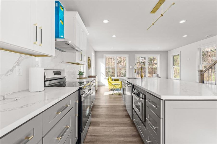 Furnished interior view inside a new home in , Atlanta (Image 10).