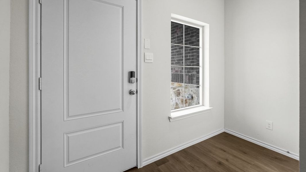 Spacious, unfurnished interior of a new home in Northspur, Terrell (Image 21).