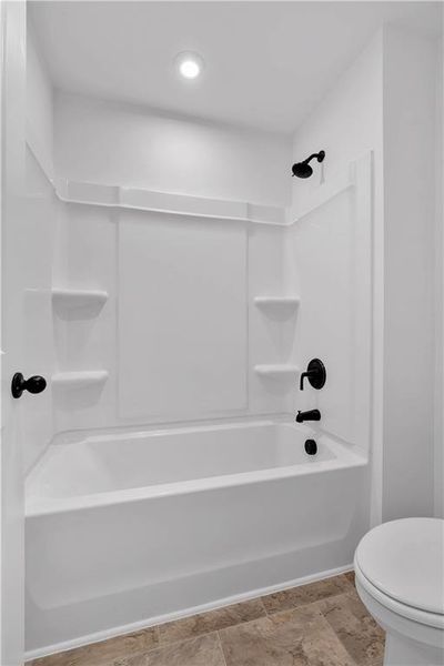 Image 27 of a home in Meadow Pines.