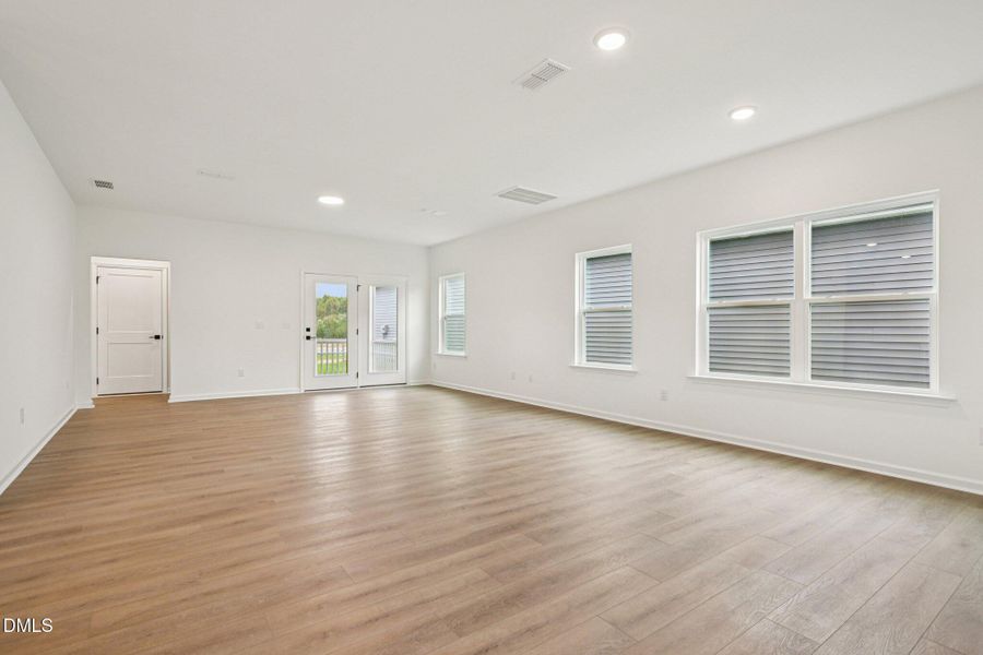 9-web-or-mls-Quarry Rd-S1410-009