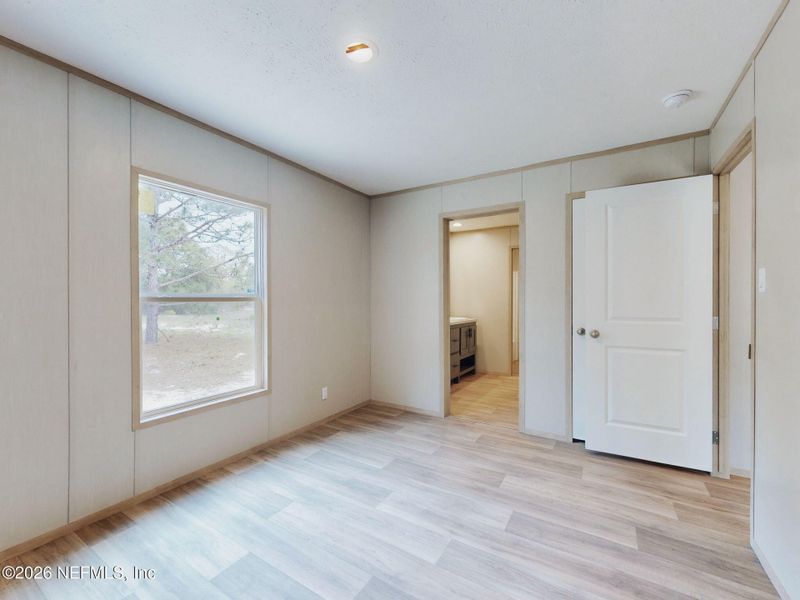 Spacious, unfurnished interior of a new home in , Keystone Heights (Image 50).