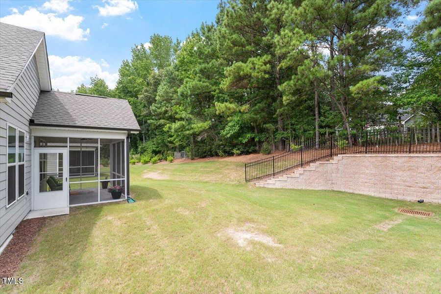 07-8212 White StarvDrive [2396962]_07