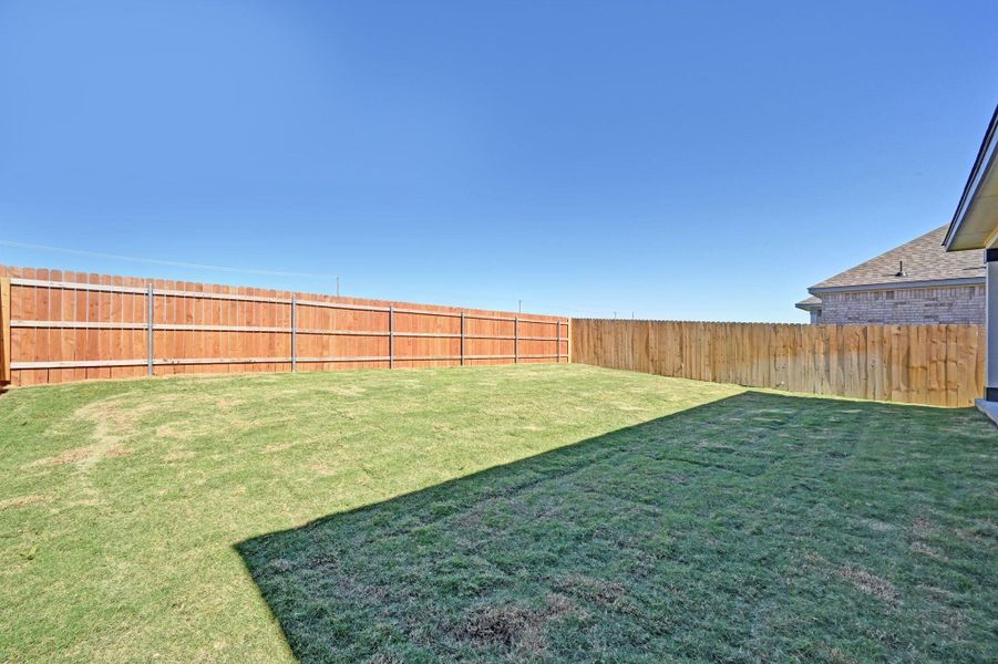 Exterior details and patio area of a home in Salerno - Heritage Collection, Round Rock (Image 17).