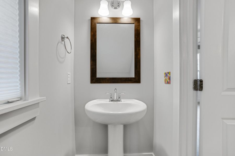 CY1A3597-HDR CY1A3597-HDR