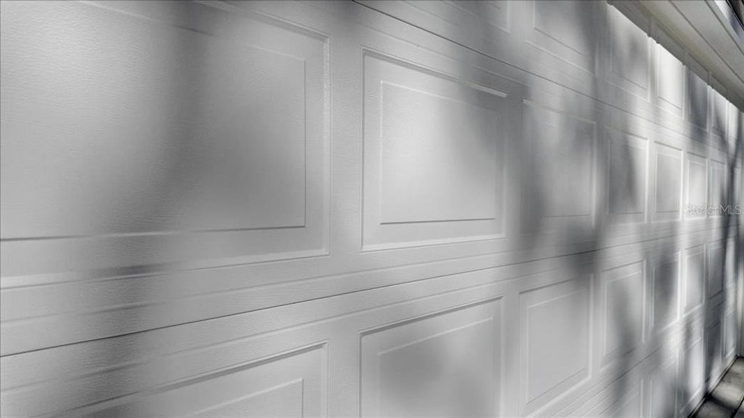 Close-up of interior finishes inside a home in , Chiefland (Image 19).