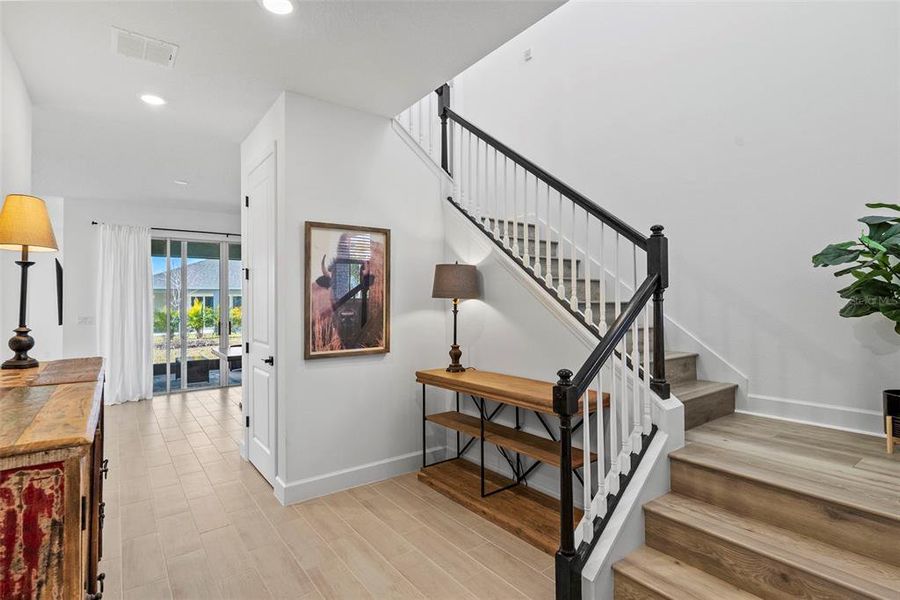 Furnished interior view inside a new home in , Apollo Beach (Image 17).