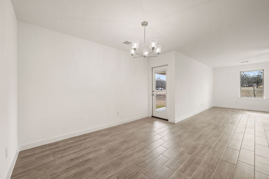 Spacious, unfurnished interior of a new home in Runaway Bay, Runaway Bay (Image 25).