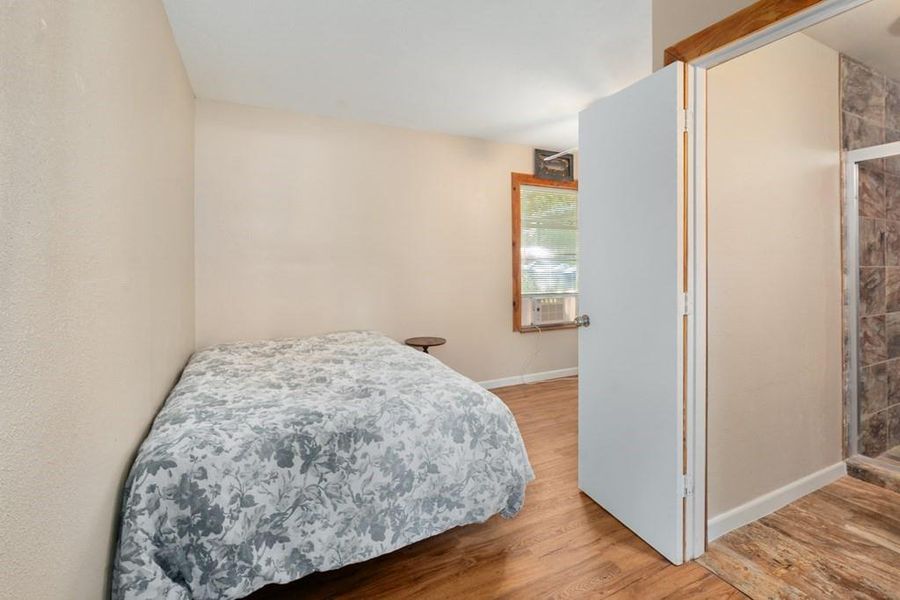 Furnished interior view inside a new home in , Gun Barrel City (Image 6).