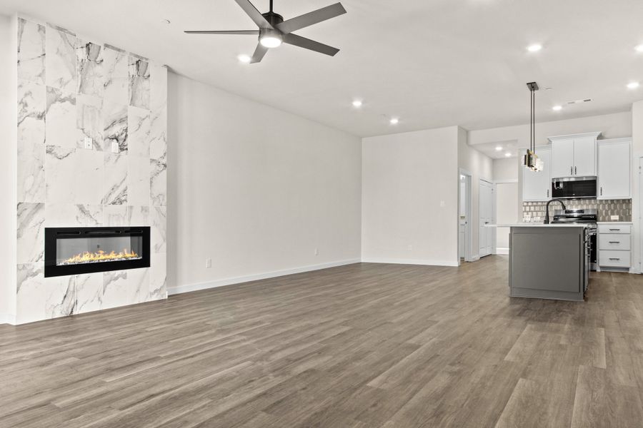 Spacious, unfurnished interior of a new home in Woodbridge Villas, Wylie (Image 12). Spacious, unfurnished interior of a new home in Woodbridge Villas, Wylie (Image 12).