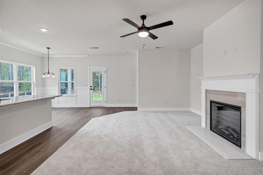 Spacious, unfurnished interior of a new home in Canterbury Villas, Carrollton (Image 31).