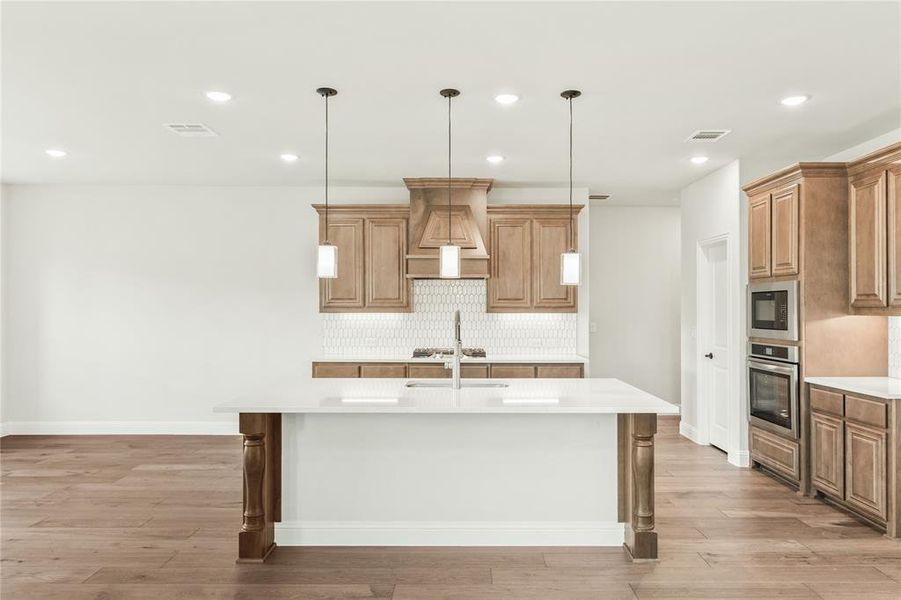 Furnished interior view inside a new home in Liberty, Melissa (Image 9).