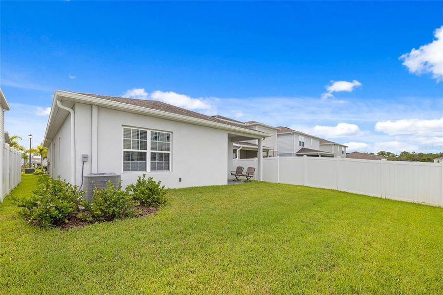 Front exterior of a new home in , Lakewood Ranch, FL, highlighting curb appeal (Image 21).