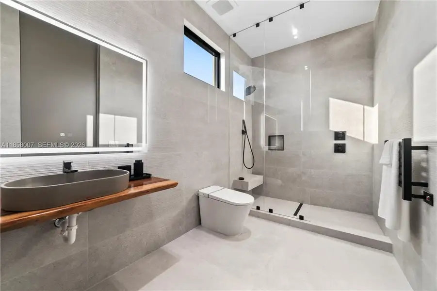 Furnished interior view inside a new home in , Hallandale Beach (Image 5).