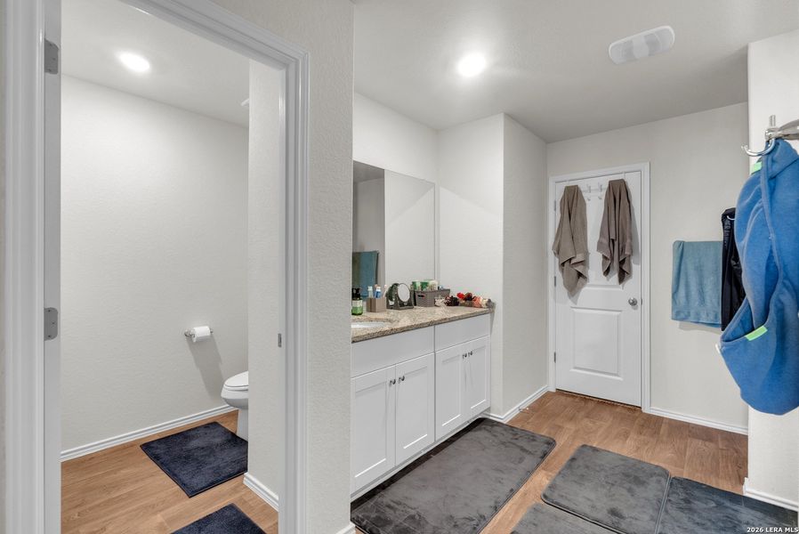 Furnished interior view inside a new home in Langdon, San Antonio (Image 11).