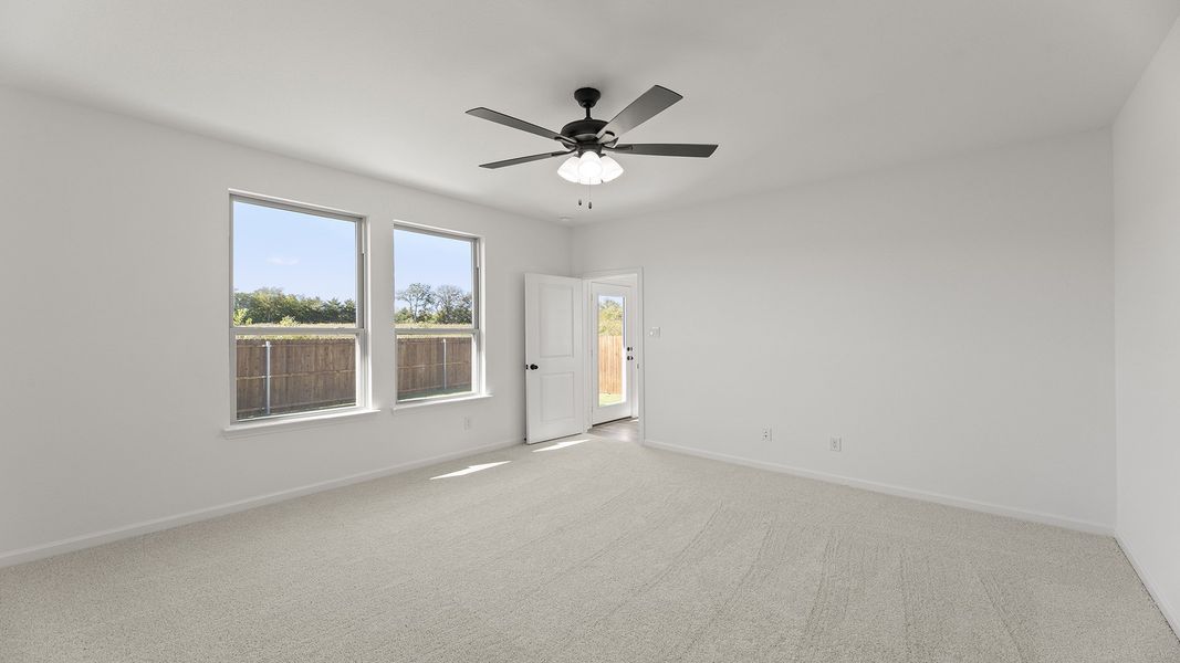 Spacious, unfurnished interior of a new home in Churchill, Anna (Image 24).