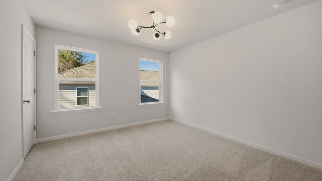 Spacious, unfurnished interior of a new home in Hamilton Lakes, Lawrenceville (Image 22).